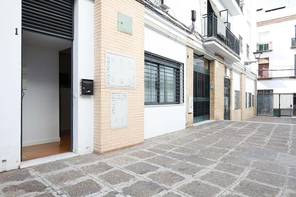 Nuevo Estudio Centro Sevilla. Ac/Wifi Castellar 56 Eksteriør billede