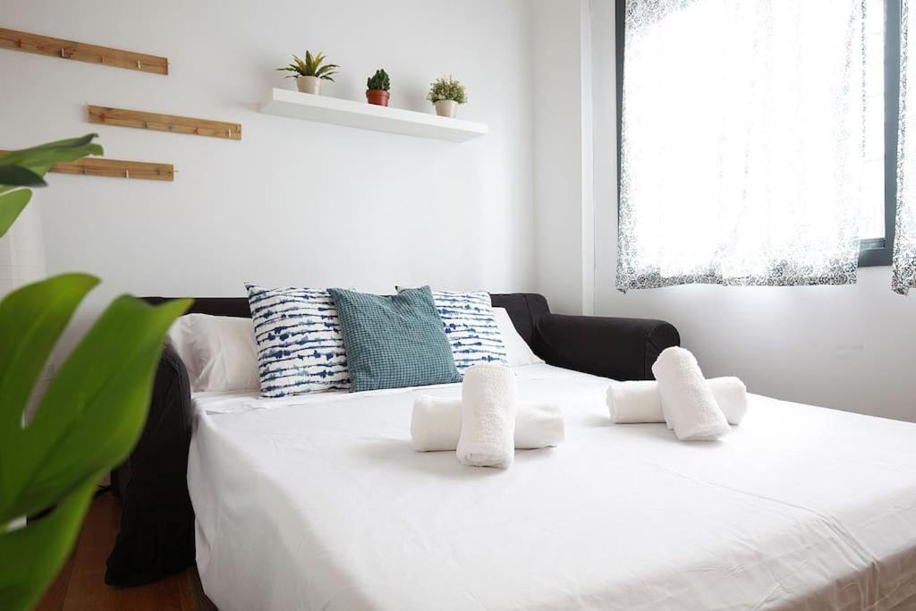 Nuevo Estudio Centro Sevilla. Ac/Wifi Castellar 56 Eksteriør billede
