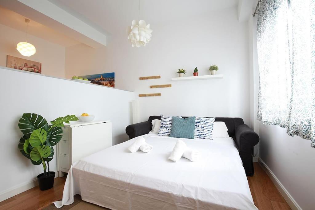 Nuevo Estudio Centro Sevilla. Ac/Wifi Castellar 56 Eksteriør billede