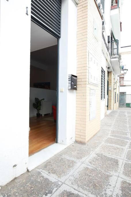 Nuevo Estudio Centro Sevilla. Ac/Wifi Castellar 56 Eksteriør billede